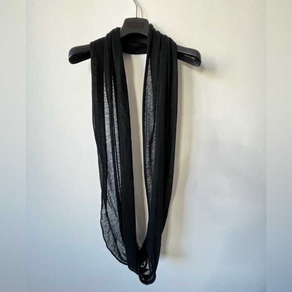 ❤️‍🔥SCARVES❤️‍🔥3FOR 1❤️‍🔥 Kerisma Infinity Scarves - Picture 5 of 8